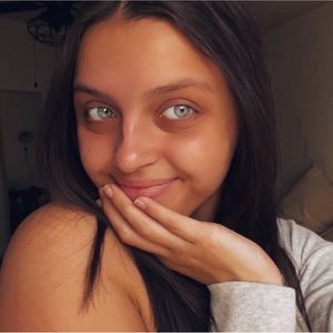 Meet your Posher, Tess